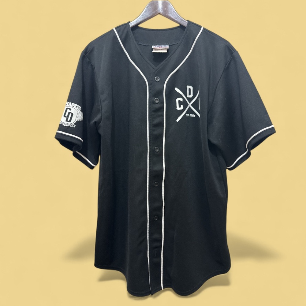 BASEBALL JERSEY SIZE XL COLOUR BLACK & WHITE MEN’S